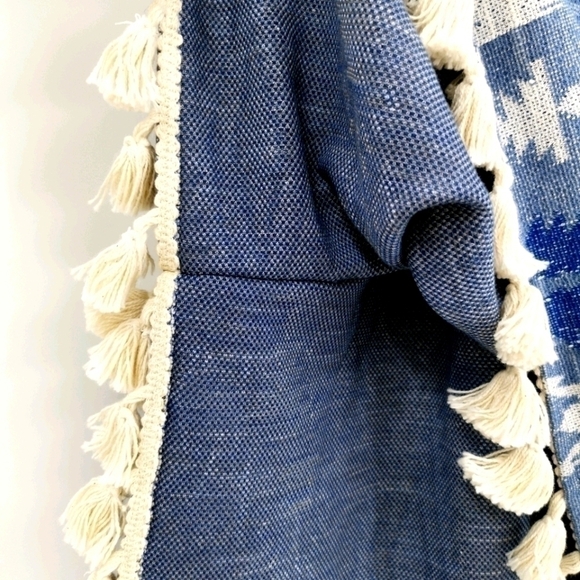 Hollister Women's One Size Boho Tribal Blouse - Picture 6 of 11